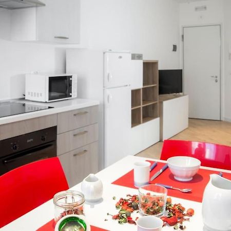 טרנטו B&B Gocciadoro 26 Nuovo, Climatizzato, Zona Ospedale, Posto Auto מראה חיצוני תמונה