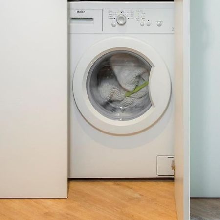 טרנטו B&B Gocciadoro 26 Nuovo, Climatizzato, Zona Ospedale, Posto Auto מראה חיצוני תמונה