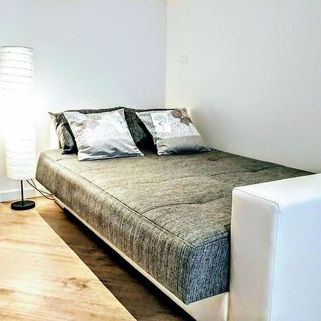 טרנטו B&B Gocciadoro 26 Nuovo, Climatizzato, Zona Ospedale, Posto Auto מראה חיצוני תמונה