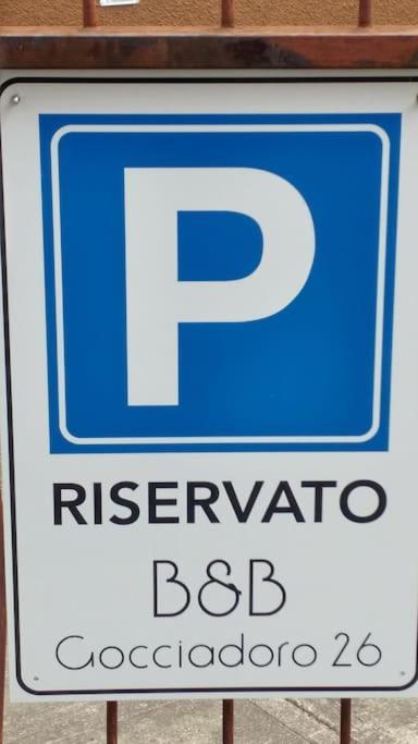 טרנטו B&B Gocciadoro 26 Nuovo, Climatizzato, Zona Ospedale, Posto Auto מראה חיצוני תמונה