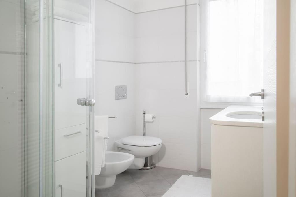 טרנטו B&B Gocciadoro 26 Nuovo, Climatizzato, Zona Ospedale, Posto Auto מראה חיצוני תמונה